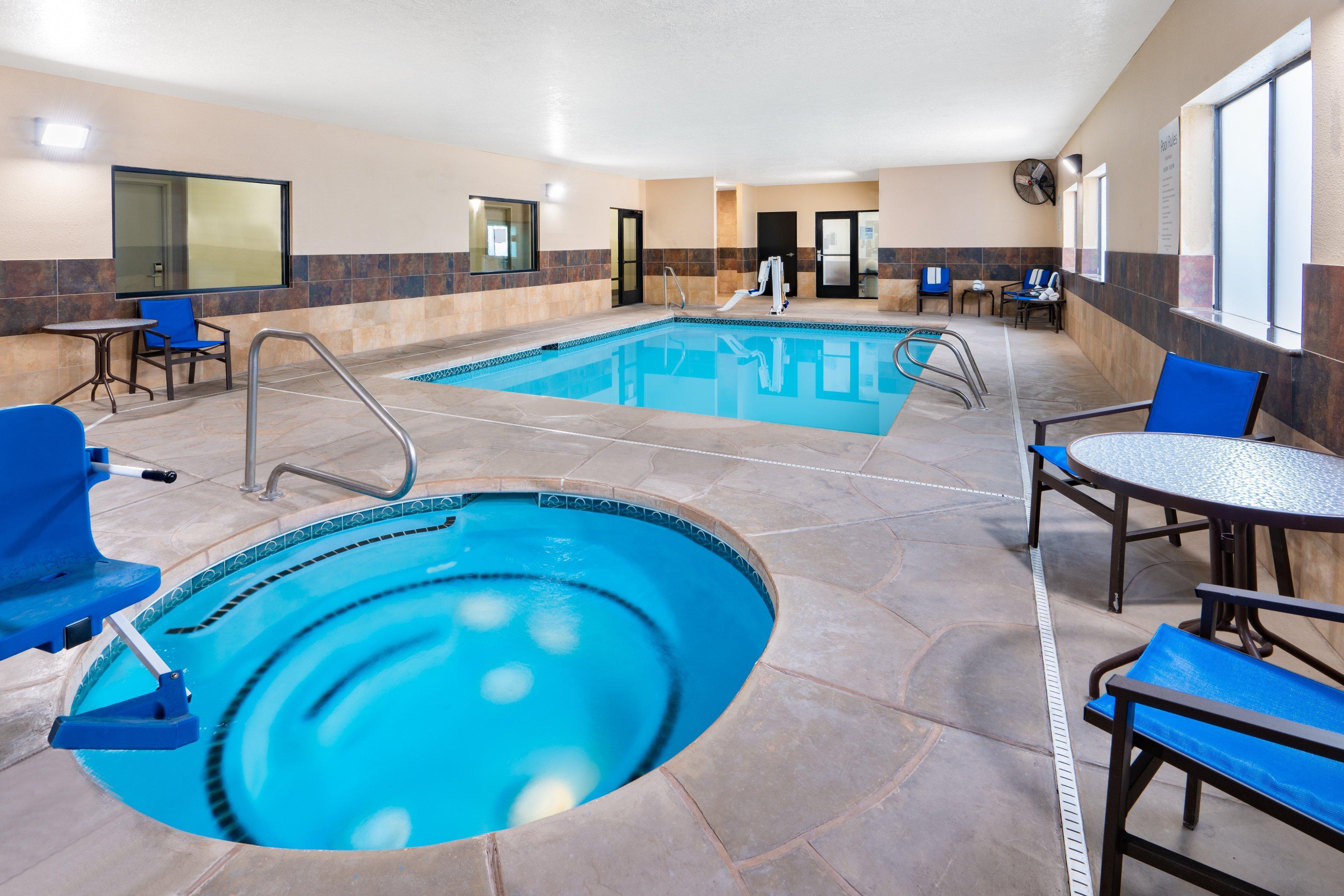 Holiday Inn Express Hotel & Suites Albuquerque - North Balloon Fiesta Park By Ihg Экстерьер фото