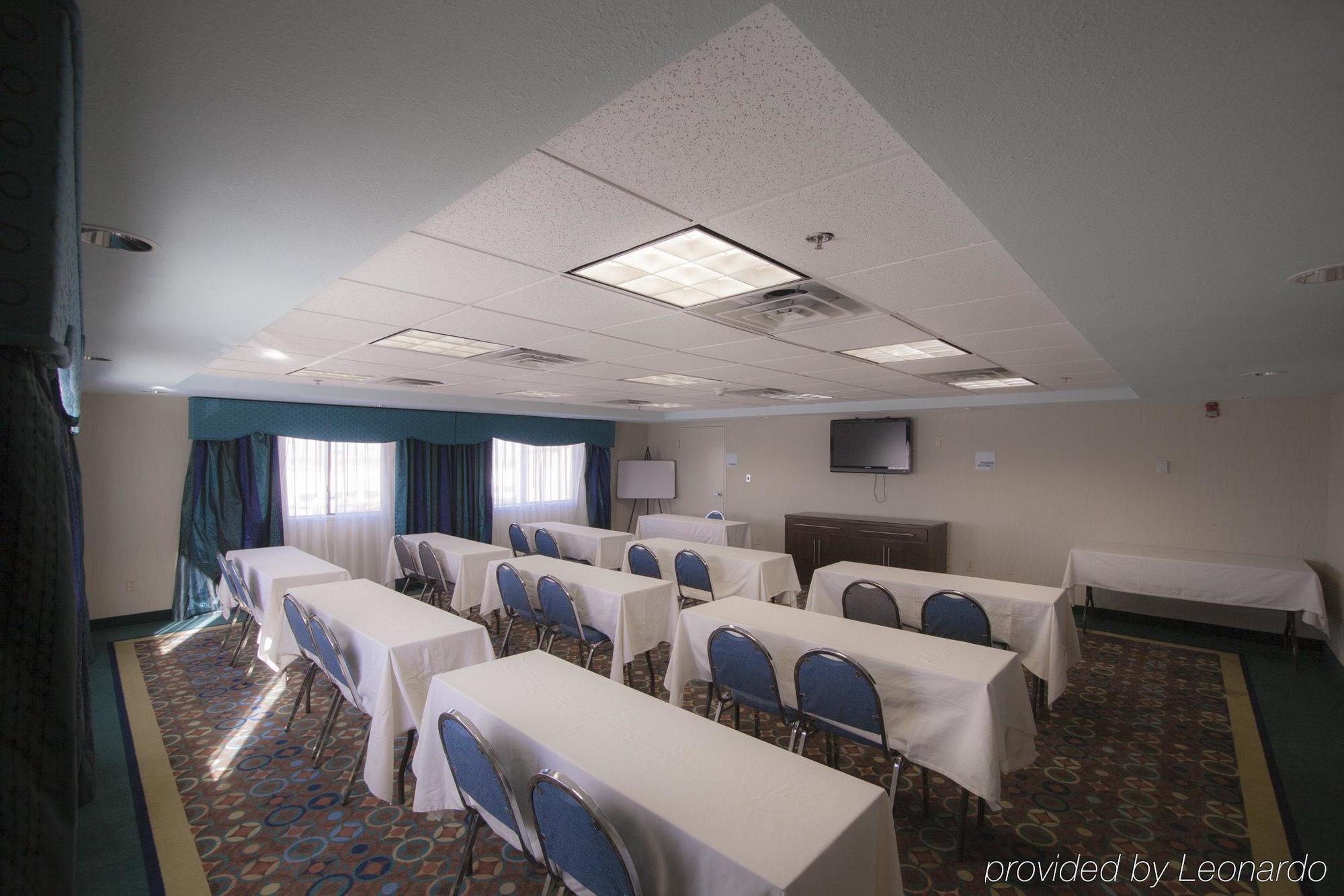 Holiday Inn Express Hotel & Suites Albuquerque - North Balloon Fiesta Park By Ihg Экстерьер фото